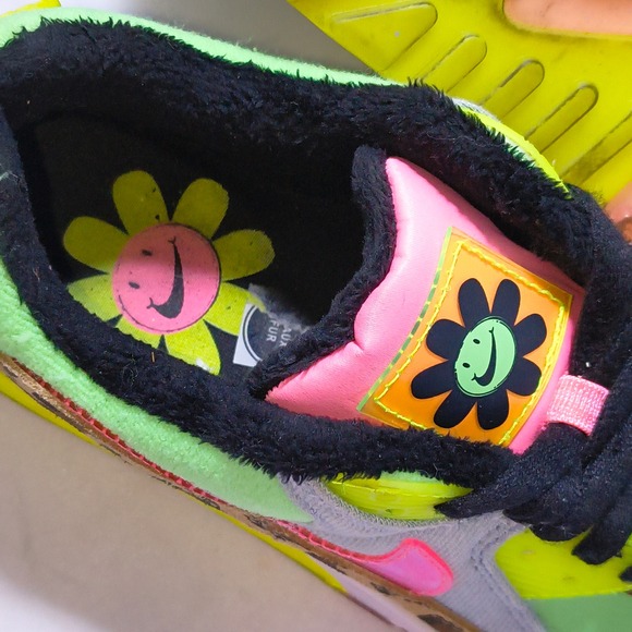 Nike Shoes - Nike Air Max 90 LX Illusion Green Leopard Print Womens CW3499-300 Size 6